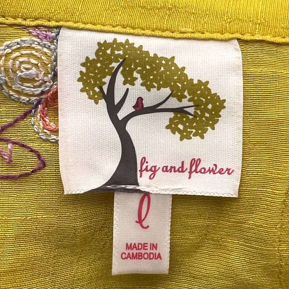 fig and flower Yellow Boho Floral Embroidered Button Roll Tab Sleeve Blouse Sz L - Picture 6 of 7